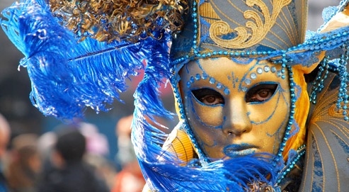 Alginatnaya le masque autour des yeux